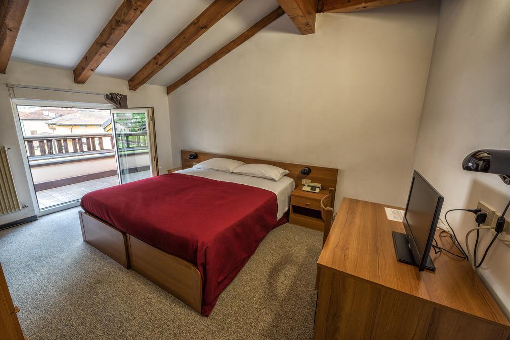 Hotel Drago Mezzocorona Cameră foto